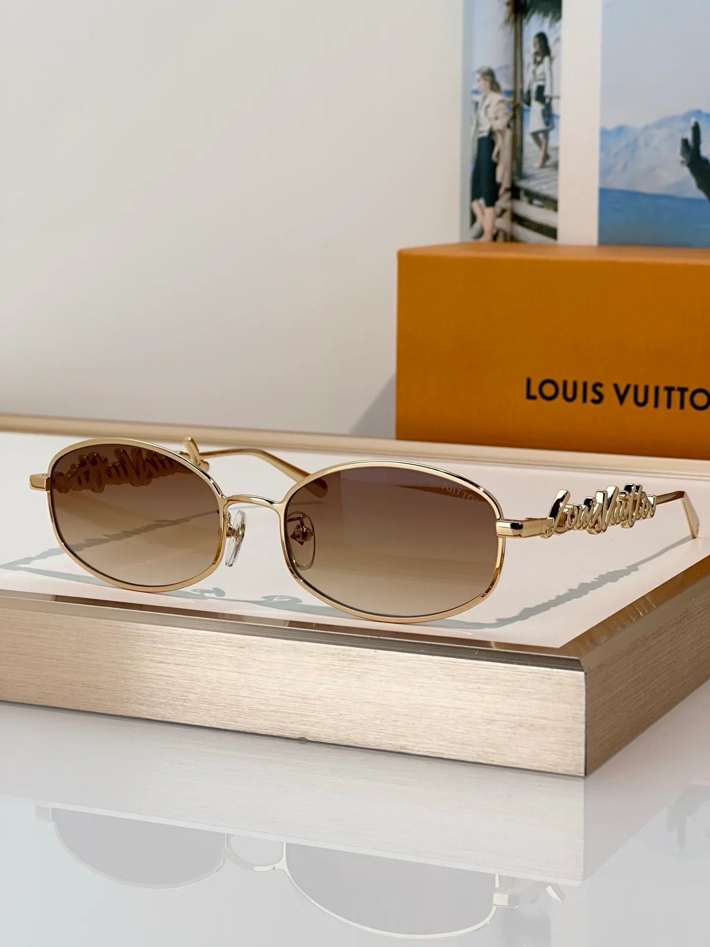 Louis Vuitton Z3171U LV Script Metal Round Sunglasses ✨
