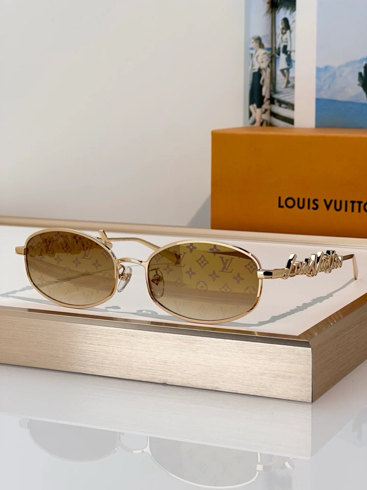 Louis Vuitton Z3171U LV Script Metal Round Sunglasses ✨