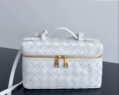 Bottega Veneta Bang Bang Vanity Case in Intrecciato Leathers 💚