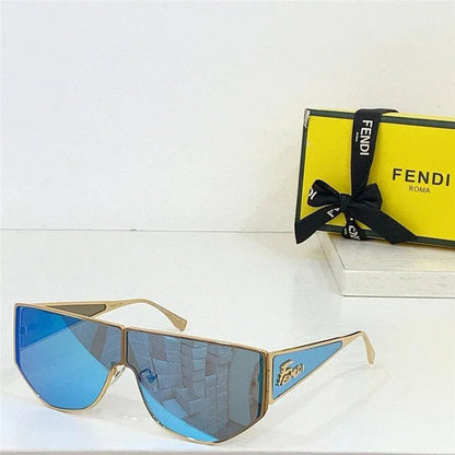 FENDI FE40051U 32A Disco Shield Sunglasses✨