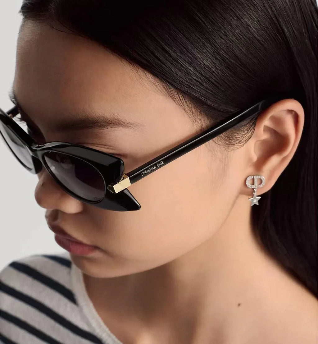 DIOR Dior DiorButterfly S2F Black Rectangular Sunglasses ✨