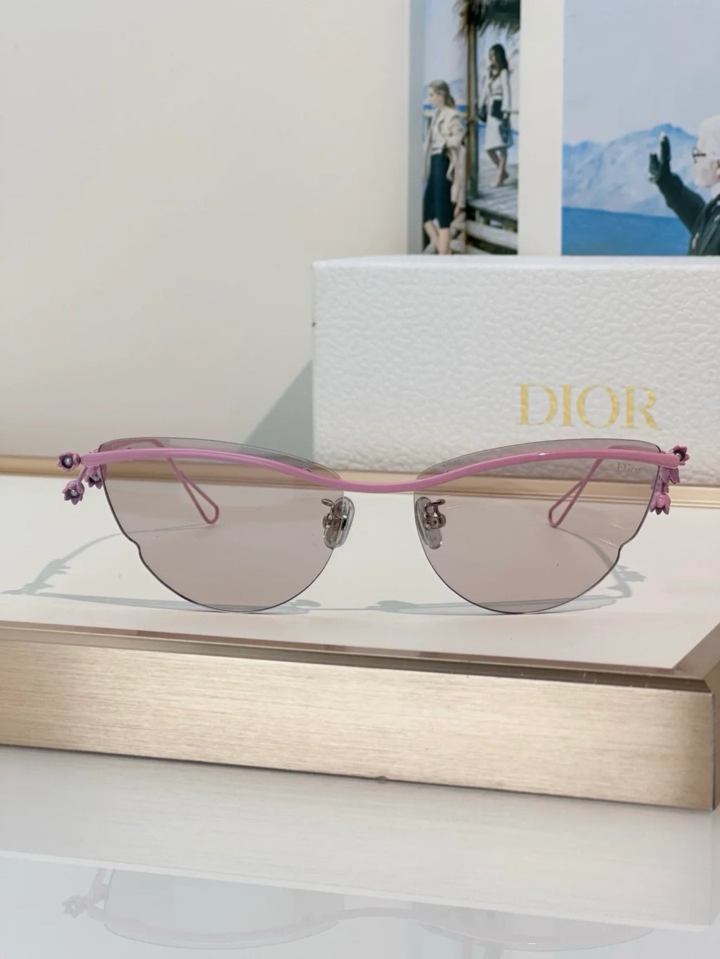 DIOR Lily B1U Butterfly Sunglasses ✨