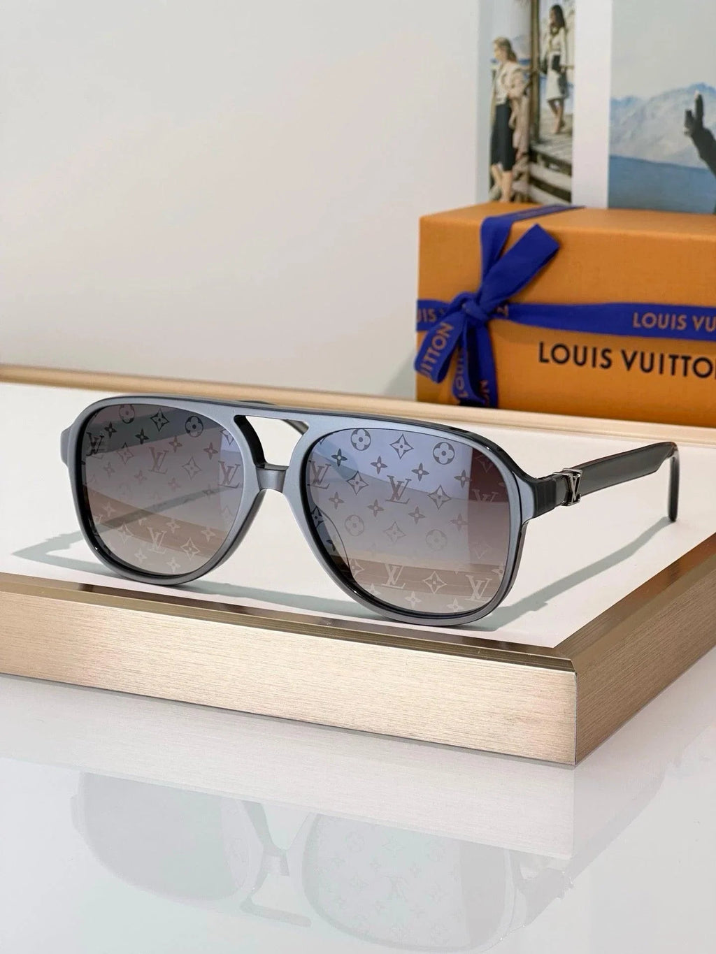 '- Louis Vuitton Z2866U LV Hit Sunglasses ✨