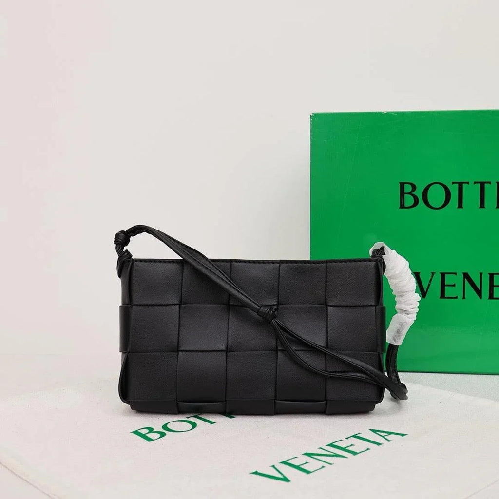 Bottega Veneta Small Cassette Small Intreccio leather bag 💚