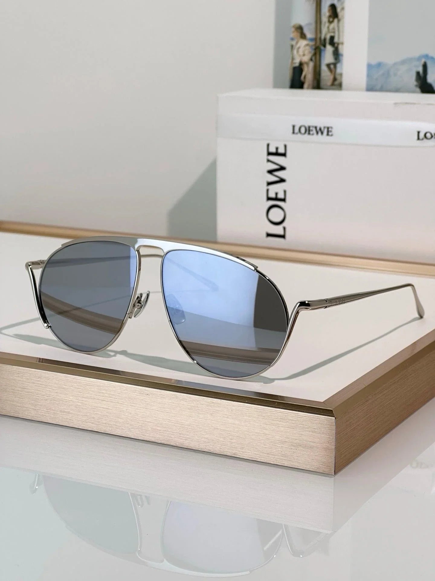 LOEWE Aviator-shaped 40180U Hillock  Sunglasses  ✨