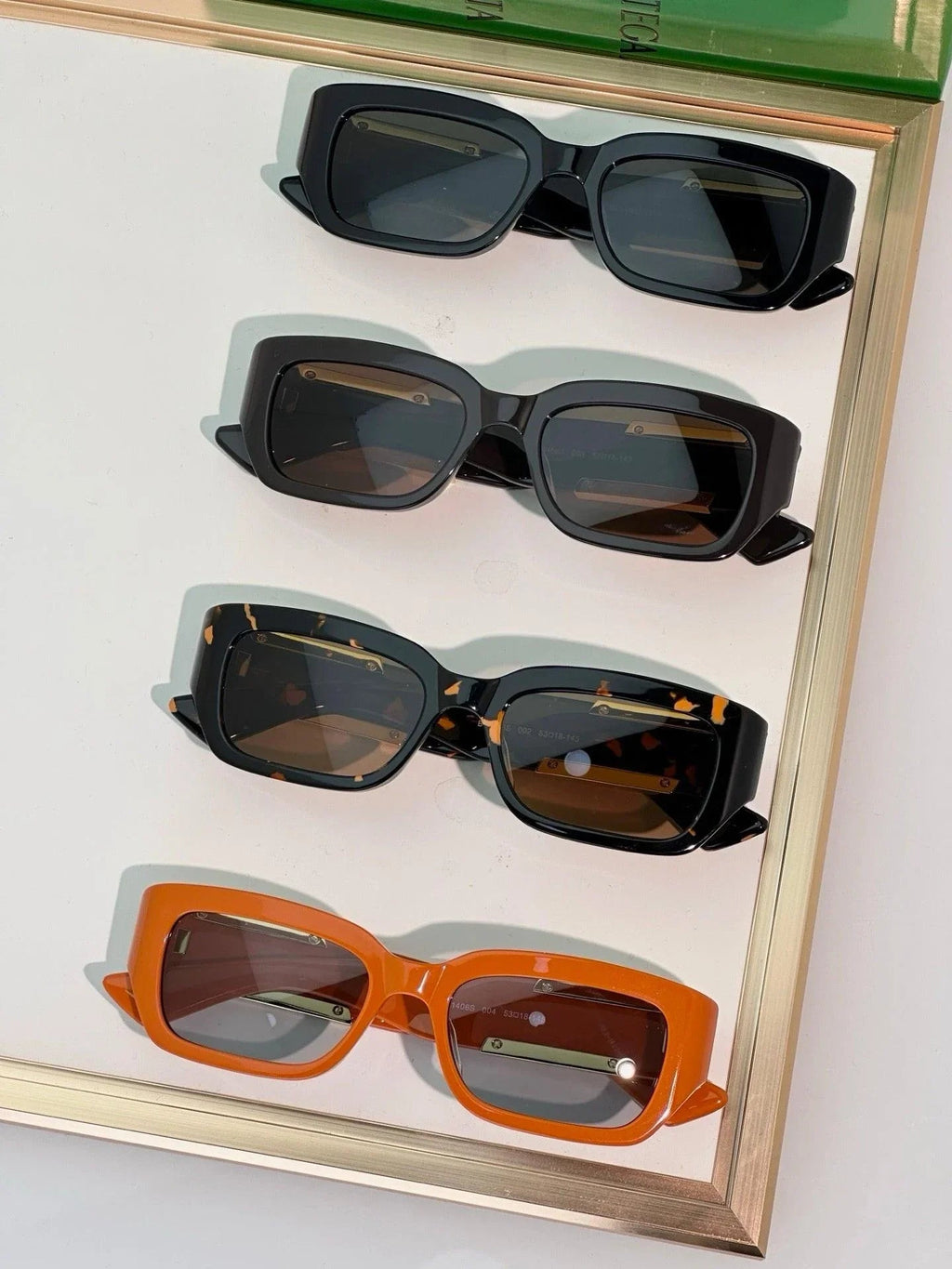 BOTTEGA VENETA BV1406S  Unisex Sunglasses💚
