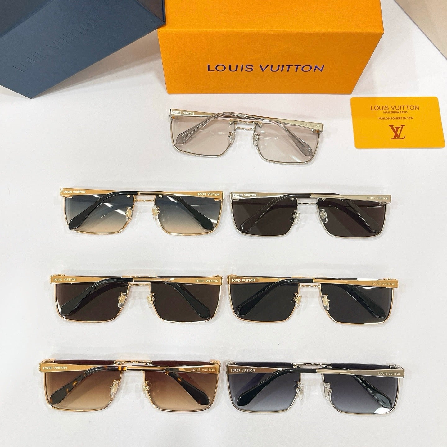 Louis Vuitton Z3206U LV Heritage Metal Low Square Sunglasses  ✨