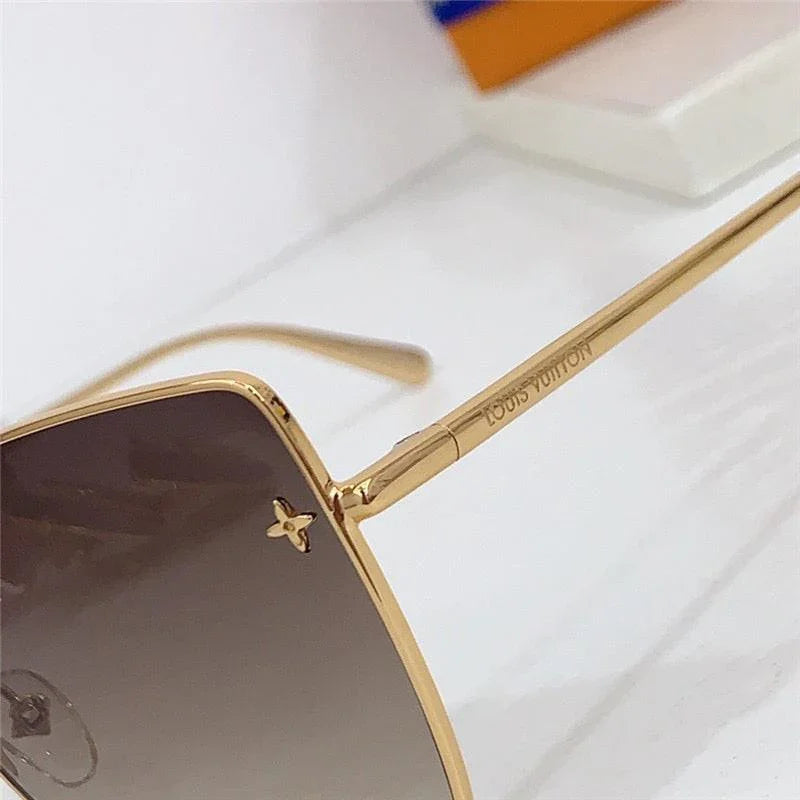 Louis Vuitton Z1720U LV Charm Cat Eye Sunglasses  ✨
