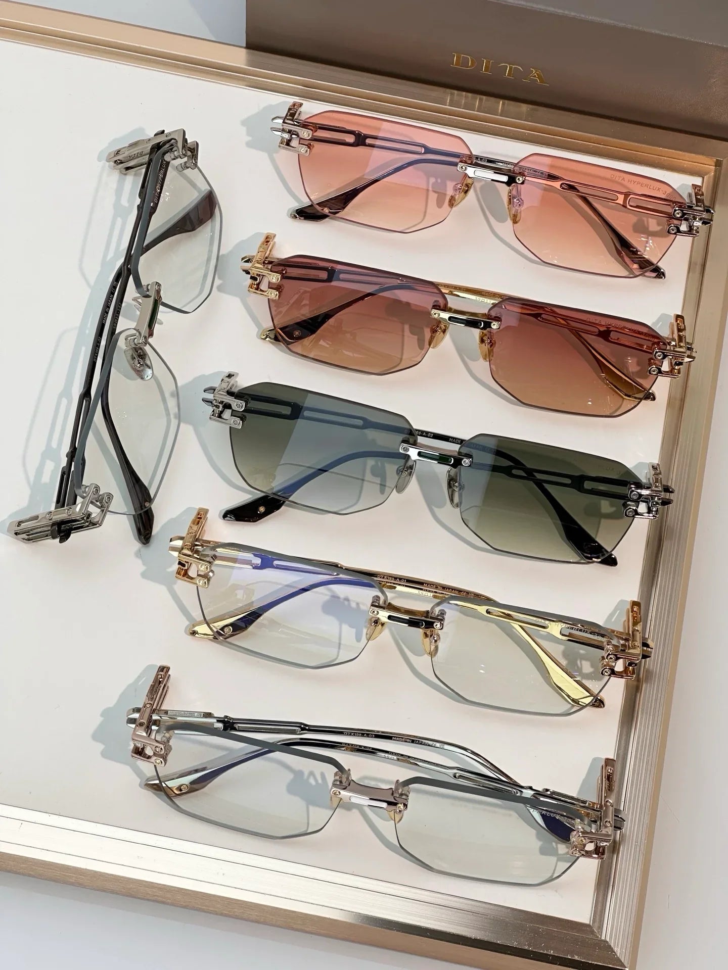 Dita HYPERLUX-3000 DTX198-A-01 Sunglasses 🔱