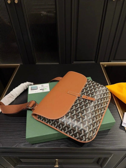 Goyard Coursier Messenger bag  ✨
