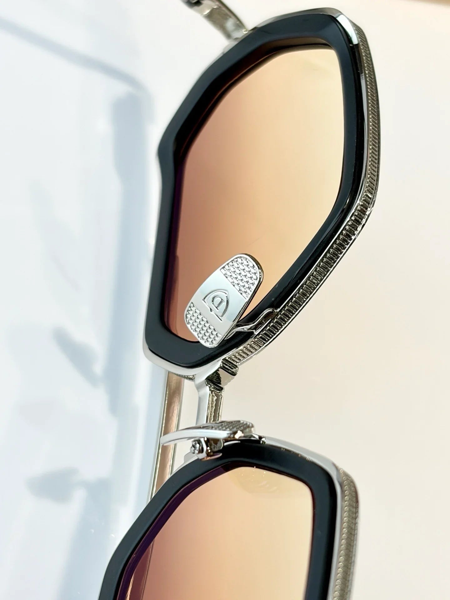 Dita Eyewear  DTS465-A-01 Dubsignal Sunglasses 🔱