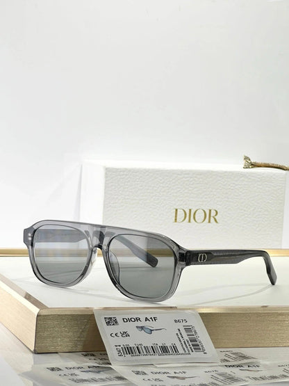 DIOR CD Icon A1F Transparent Beige Pilot  Sunglasses ✨