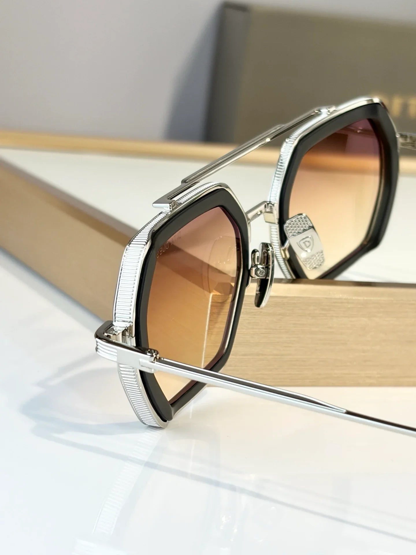 Dita Eyewear  DTS465-A-01 Dubsignal Sunglasses 🔱