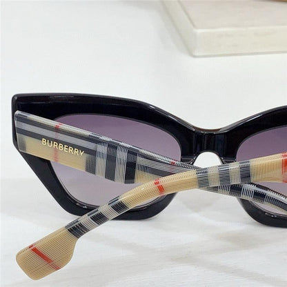 Burberry Sunglasses Women&