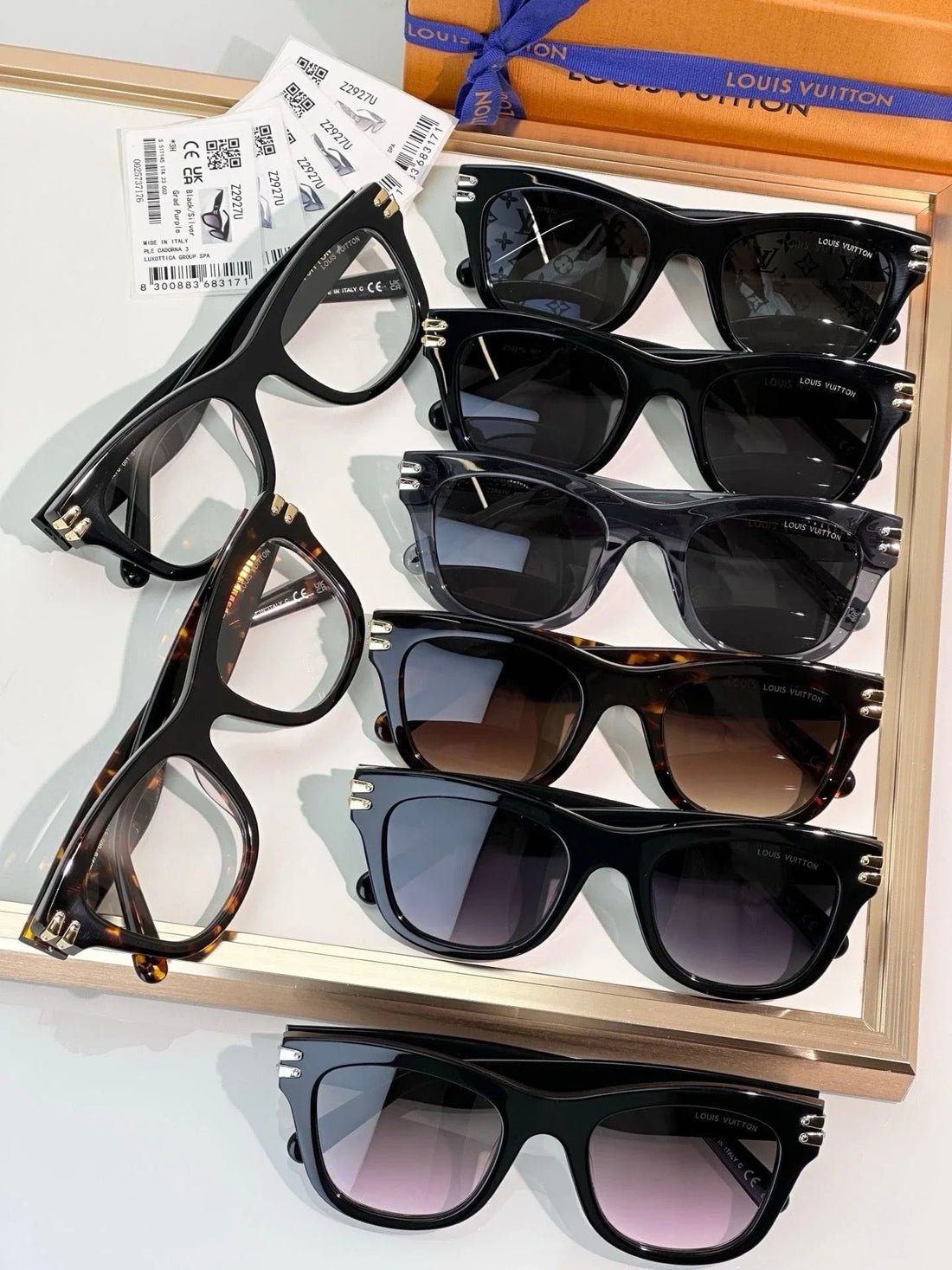 Louis Vuitton Z2927U LV Midnight Cat Eye Sunglasses   ✨