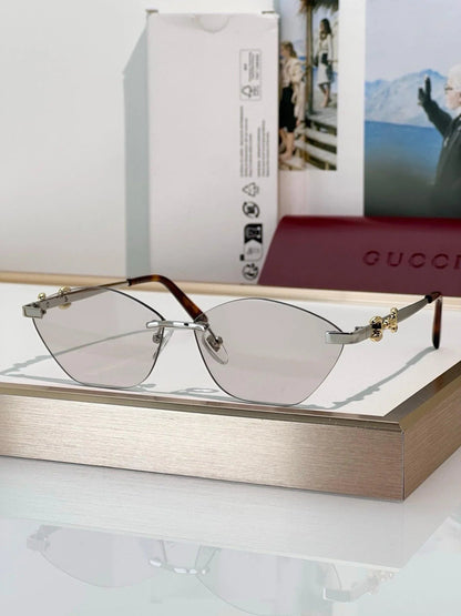 Gucci GG 8012 Cat eye frame Sunglasses &amp;Glasses ✨