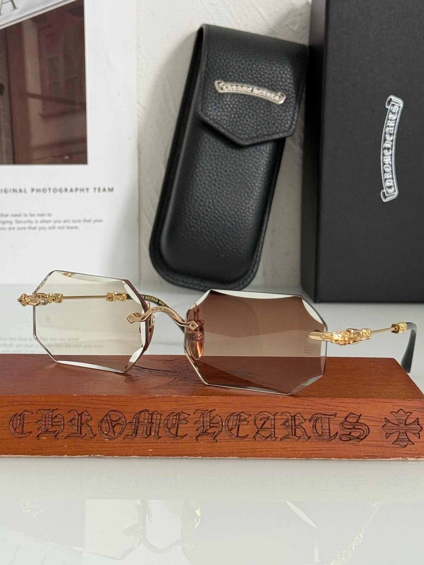 CHROME HEARTS PILLS V Floral Temple Rimless Photochromic Glasses ⚜️