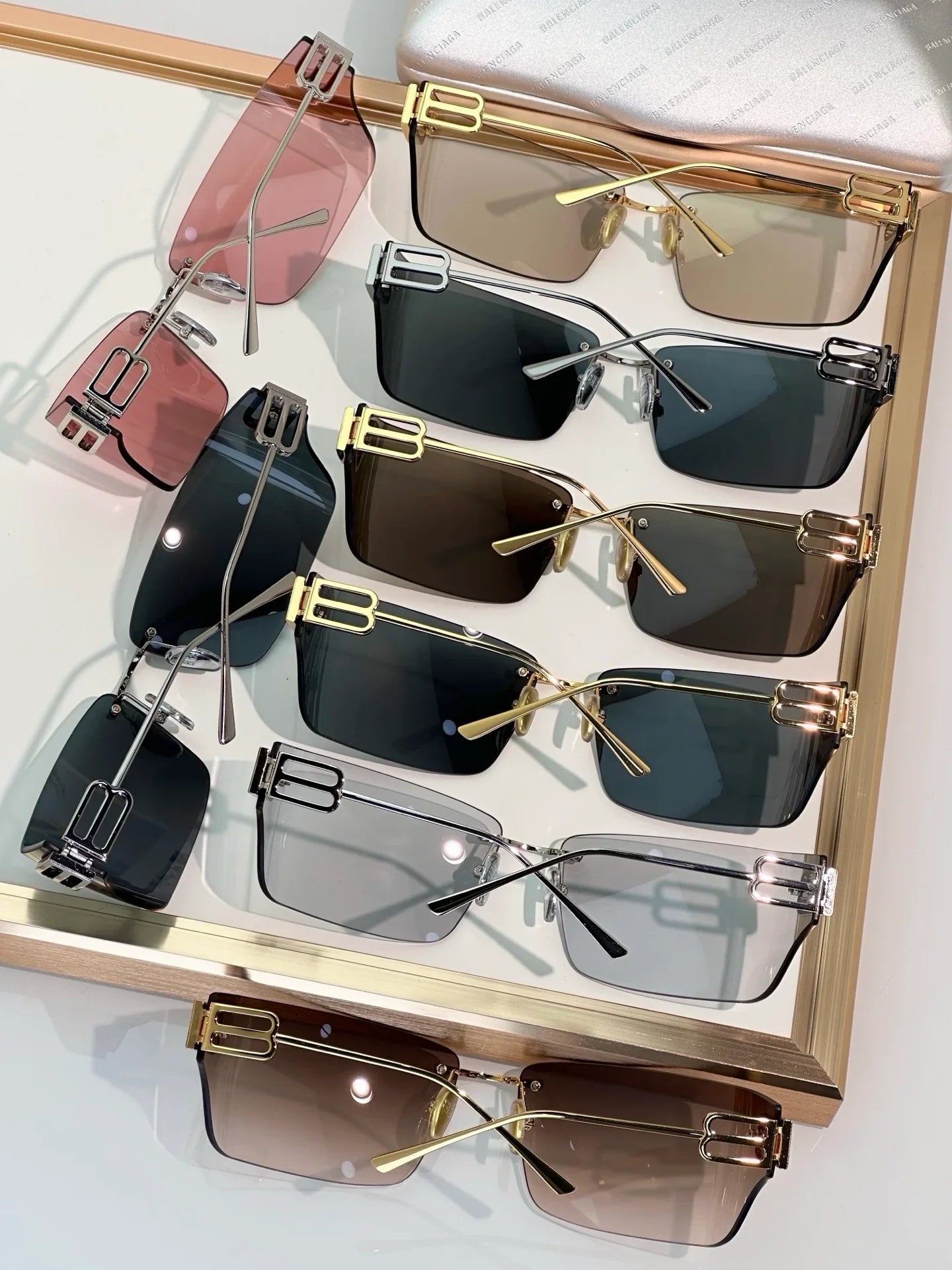 BALENCIAGA   BB0383S-001 - UNISEX PANTOS  Sunglasses🖤