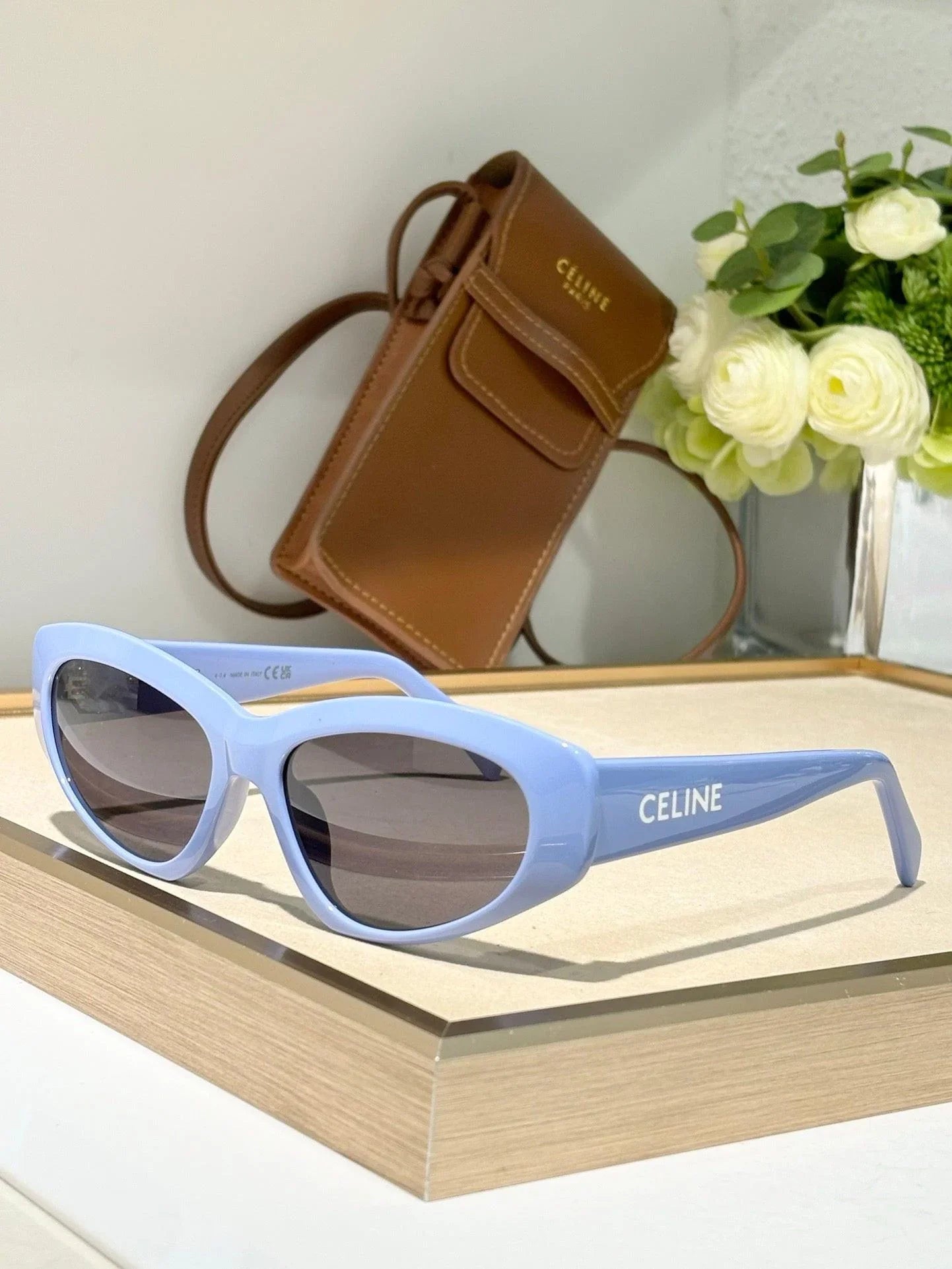 CELINE Celine Monochroms CL 40279U Women&