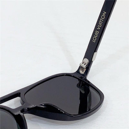Louis Vuitton Z2898U LV Hit  Sunglasses ✨
