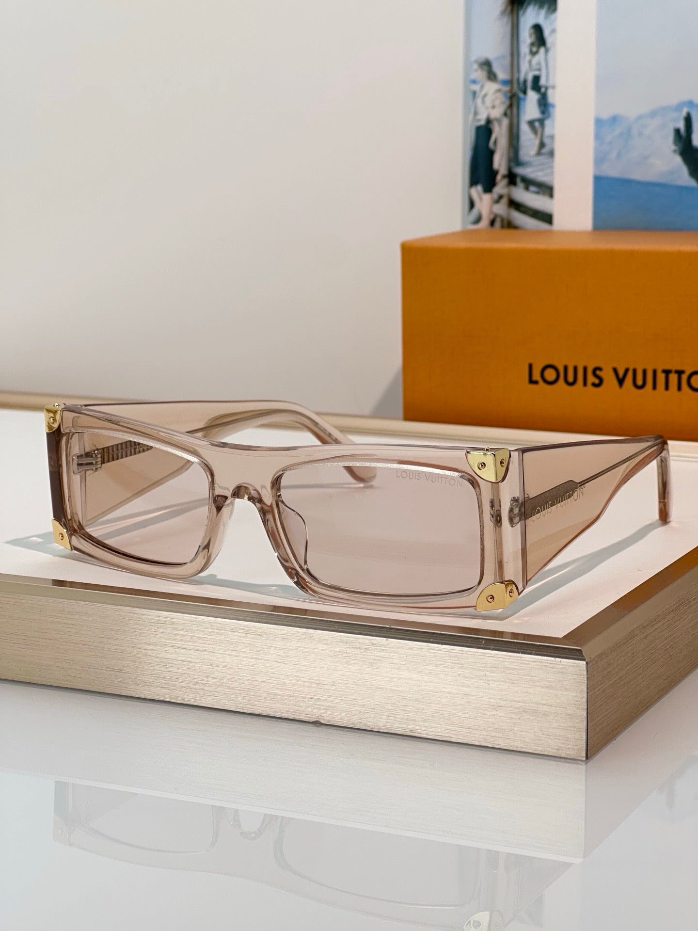 Louis Vuitton Z3191U LV Heritage Low Square Sunglasses ✨
