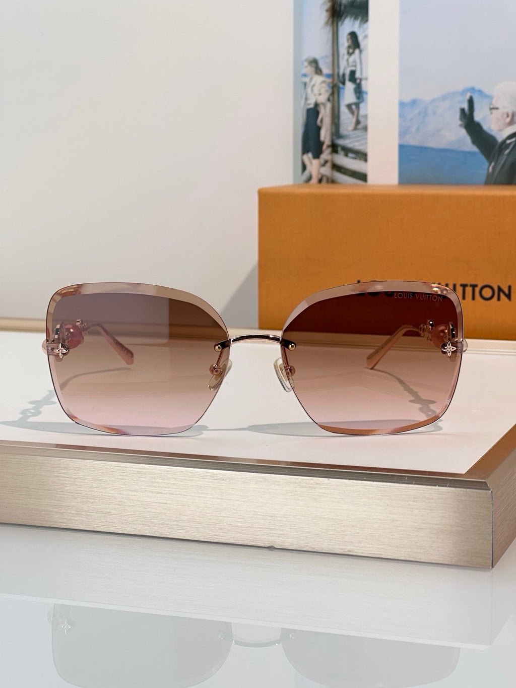 Louis Vuitton Z3167U LV Jewel Pearl Square Sunglasses  ✨