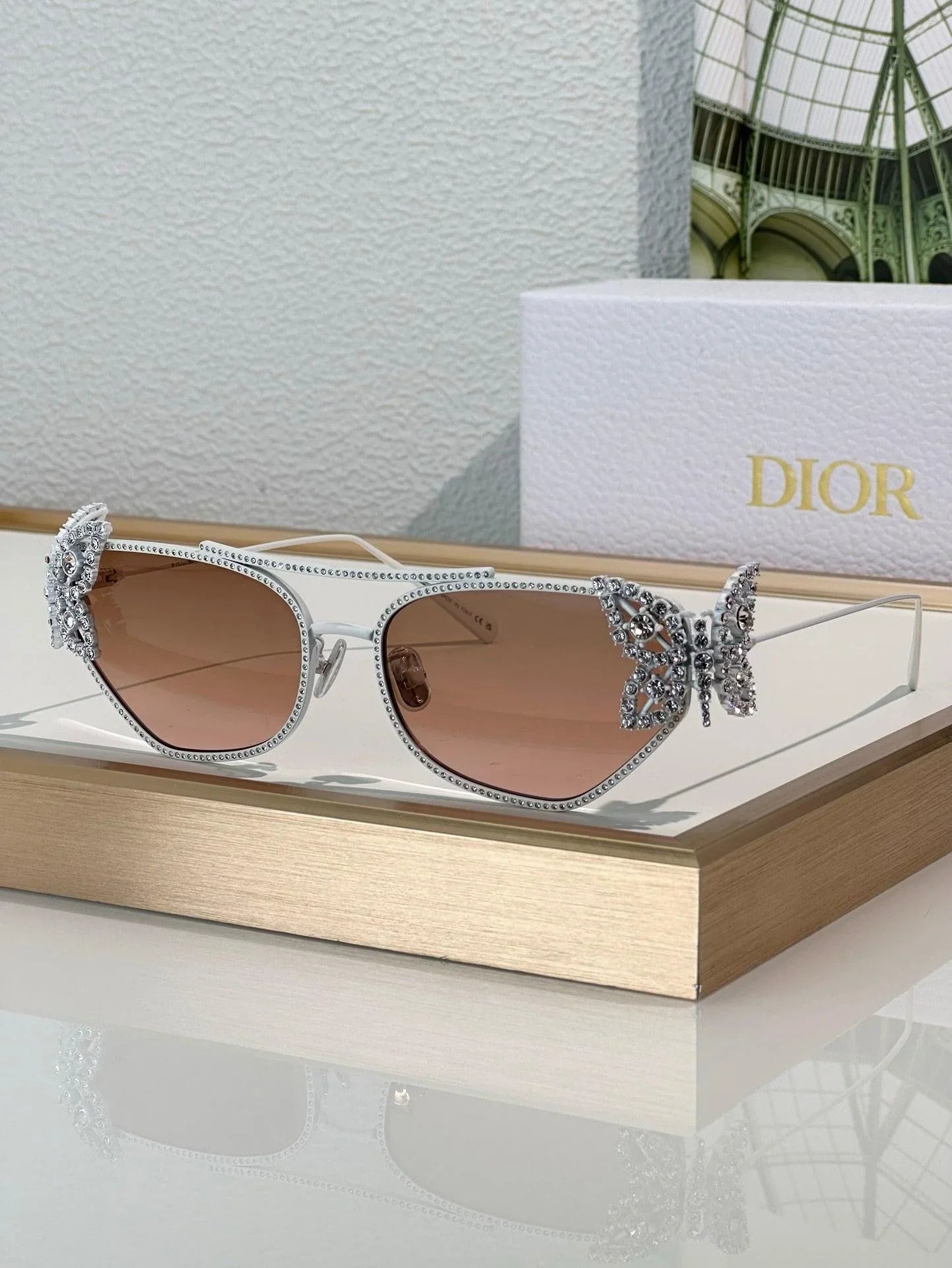 DIOR DiorFantastica B1U Butterfly Sunglasses with Swarovski® Crystals 💎