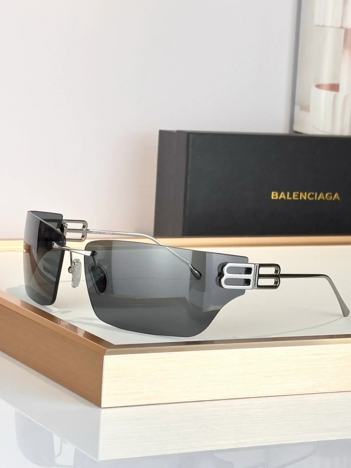 BALENCIAGA   BB0383S-001 - UNISEX PANTOS  Sunglasses🖤