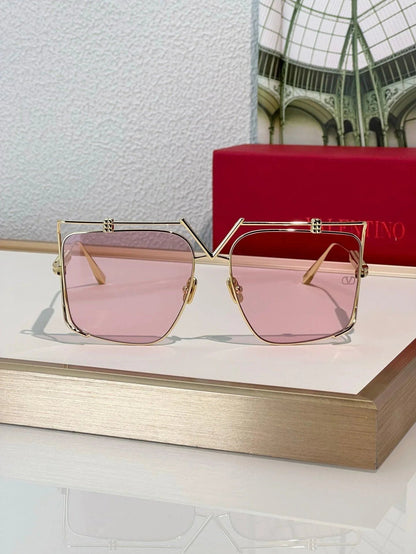 Valentino V-LIGHT VLS116 - AS SEEN ON JENNIFER LOPEZ Sunglasses✨