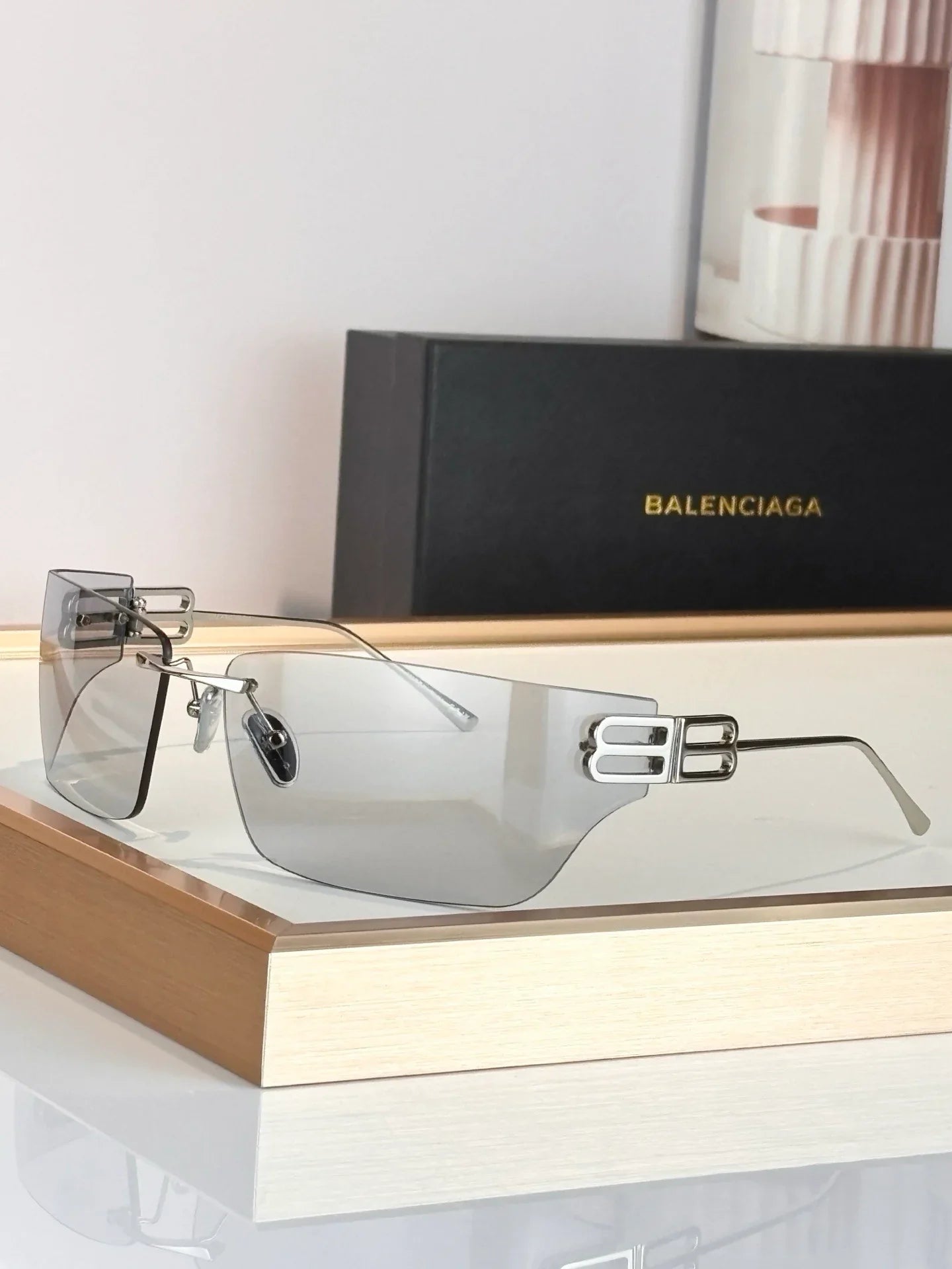 BALENCIAGA   BB0383S-001 - UNISEX PANTOS  Sunglasses🖤