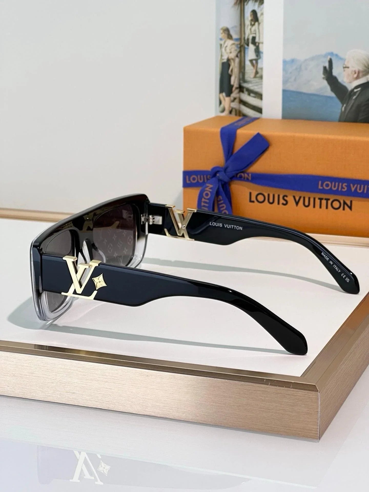 Louis Vuitton Z2872U LV Flower Square Sunglasses✨