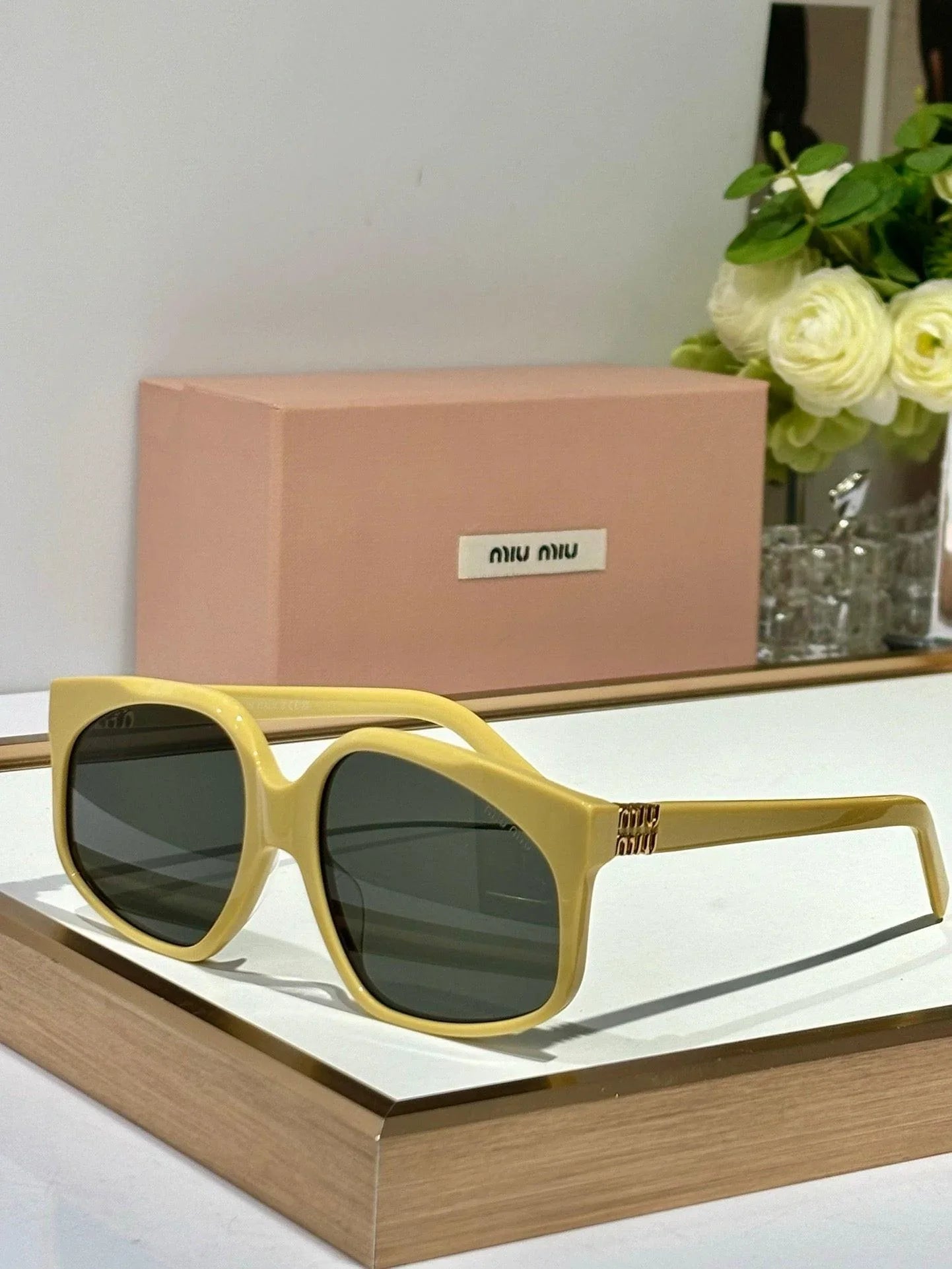 Miu Miu MU 80S Women's Sunglasses 2025 Fashion Show ✨