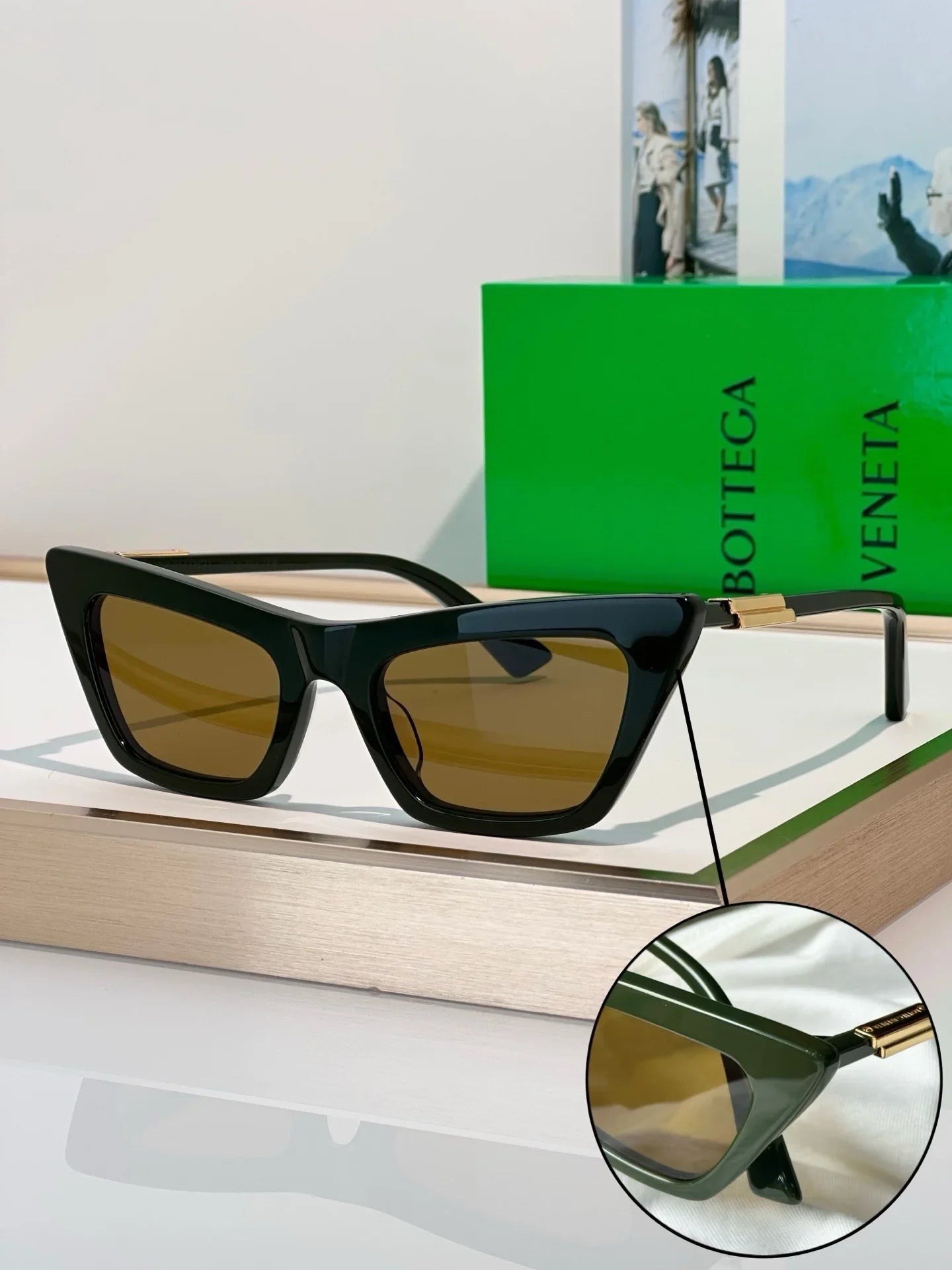 BOTTEGA VENETA BV1446 Snap Ribbon 53MM Cat-Eye Sunglasses 💚