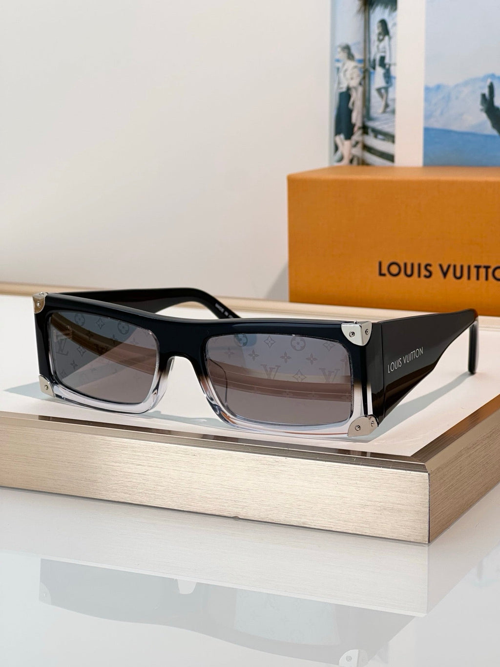 Louis Vuitton Z3191U LV Heritage Low Square Sunglasses ✨