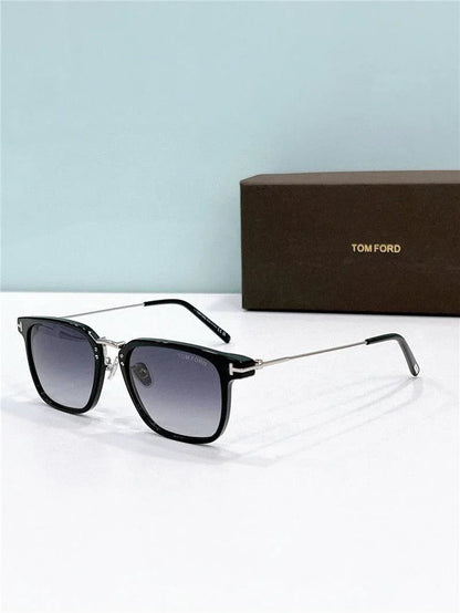 TOM FORD  FT1042-D 01V 52 Square Men&