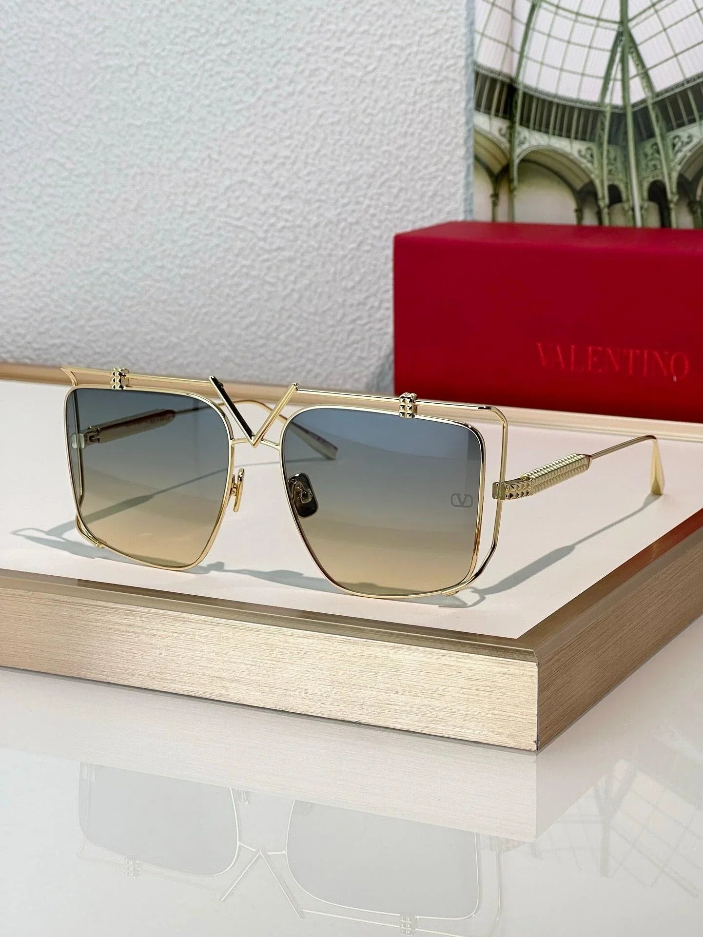 Valentino V-LIGHT VLS116 - AS SEEN ON JENNIFER LOPEZ Sunglasses✨