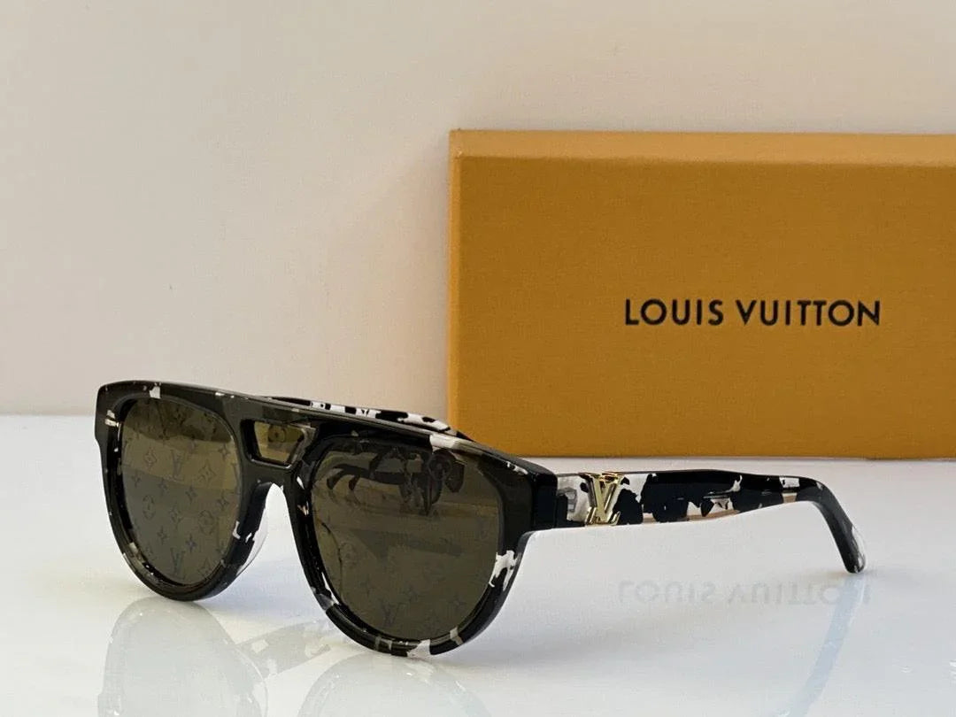 Louis Vuitton Z2061W LV Sleek Round Sunglasses  ✨