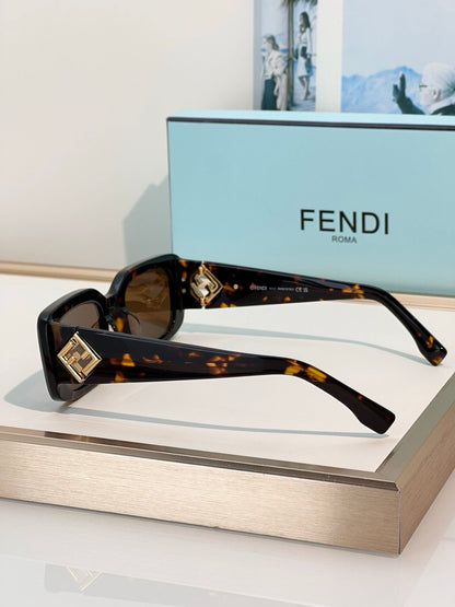 FENDI FF Diamonds FE 40222I  Sunglasses ✨