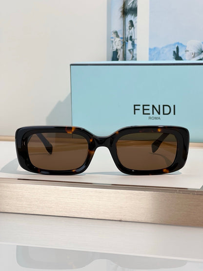 FENDI FF Diamonds FE 40222I  Sunglasses ✨