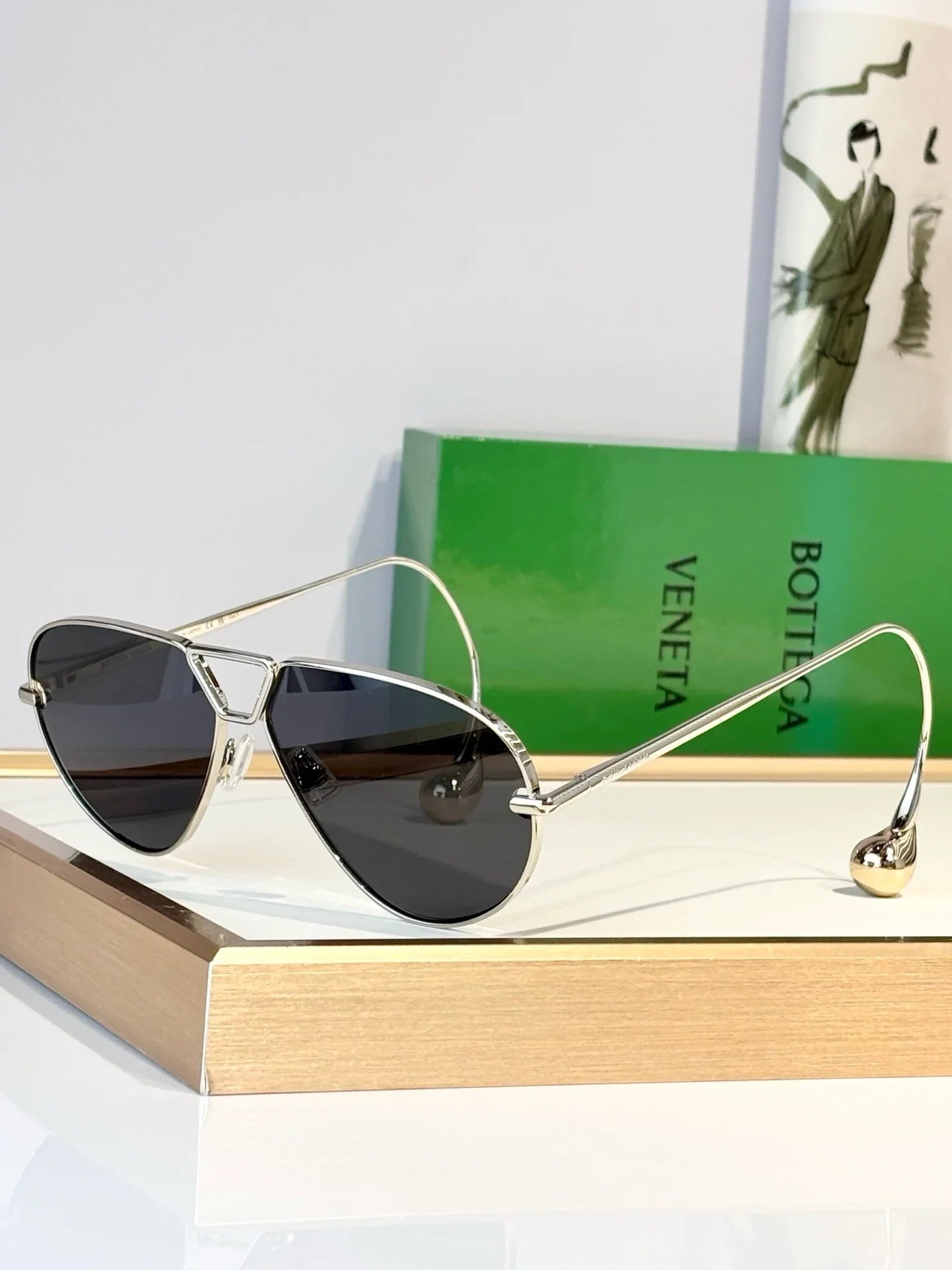 BOTTEGA VENETA BV1437S Sunglasses 💚