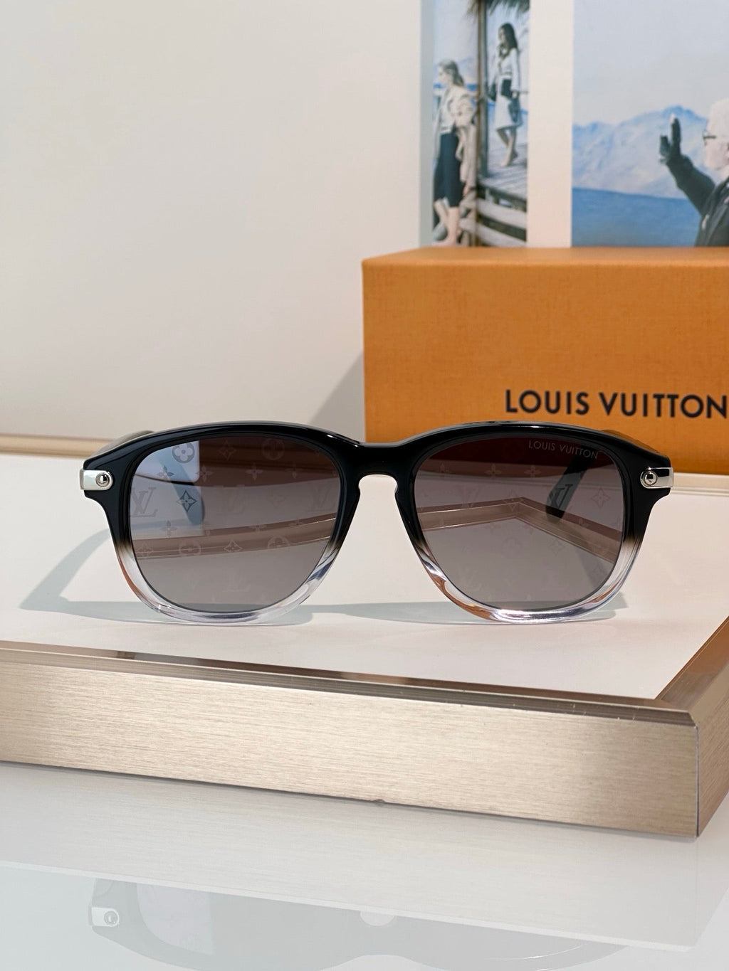 Louis Vuitton Z3075U LV Signature Aviator Sunglasses ✨