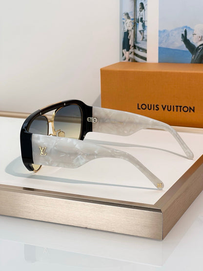 Louis Vuitton Z3399U LVision Pilot Sunglasses ✨