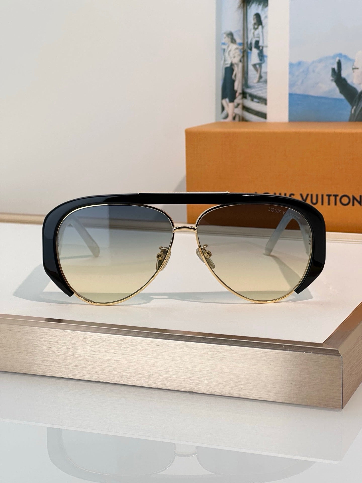 Louis Vuitton Z3399U LVision Pilot Sunglasses ✨