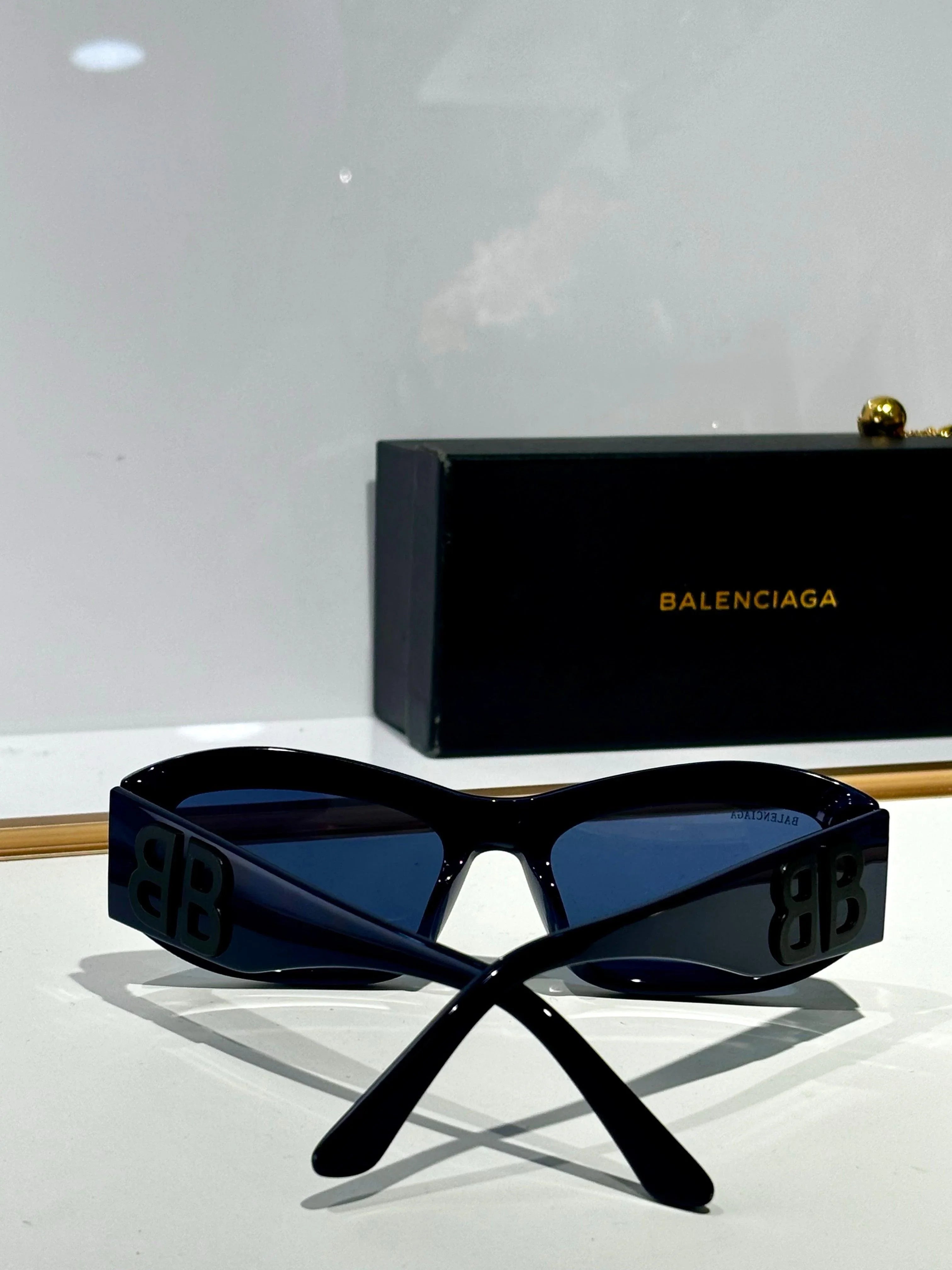 BALENCIAGA BB0397SK BB Logo Sunglasses🖤