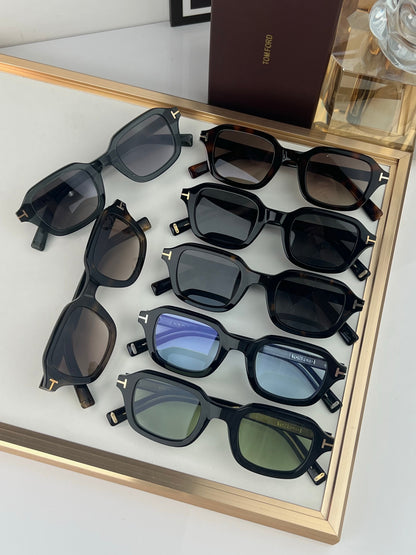 TOM FORD TI21 Tom Ford Icon Square Collection Sunglasses 🔱