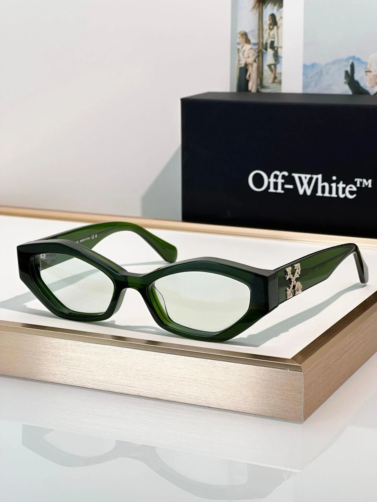 OFF-White! Off-White OERI144  Hilo Sunglasses ✨