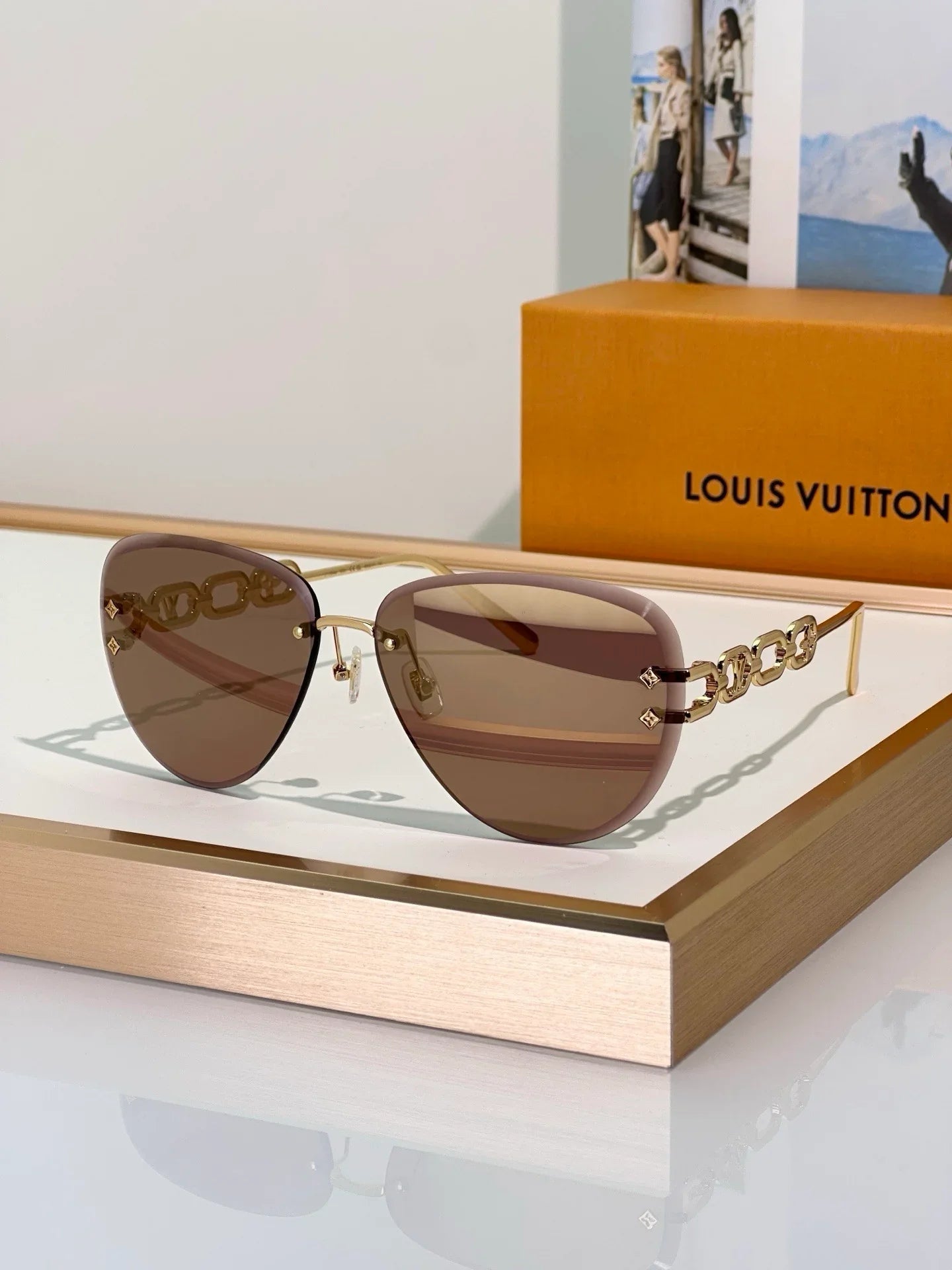 Louis Vuitton Z1854U LV Jewel Pilot Sunglasses NEW   ✨