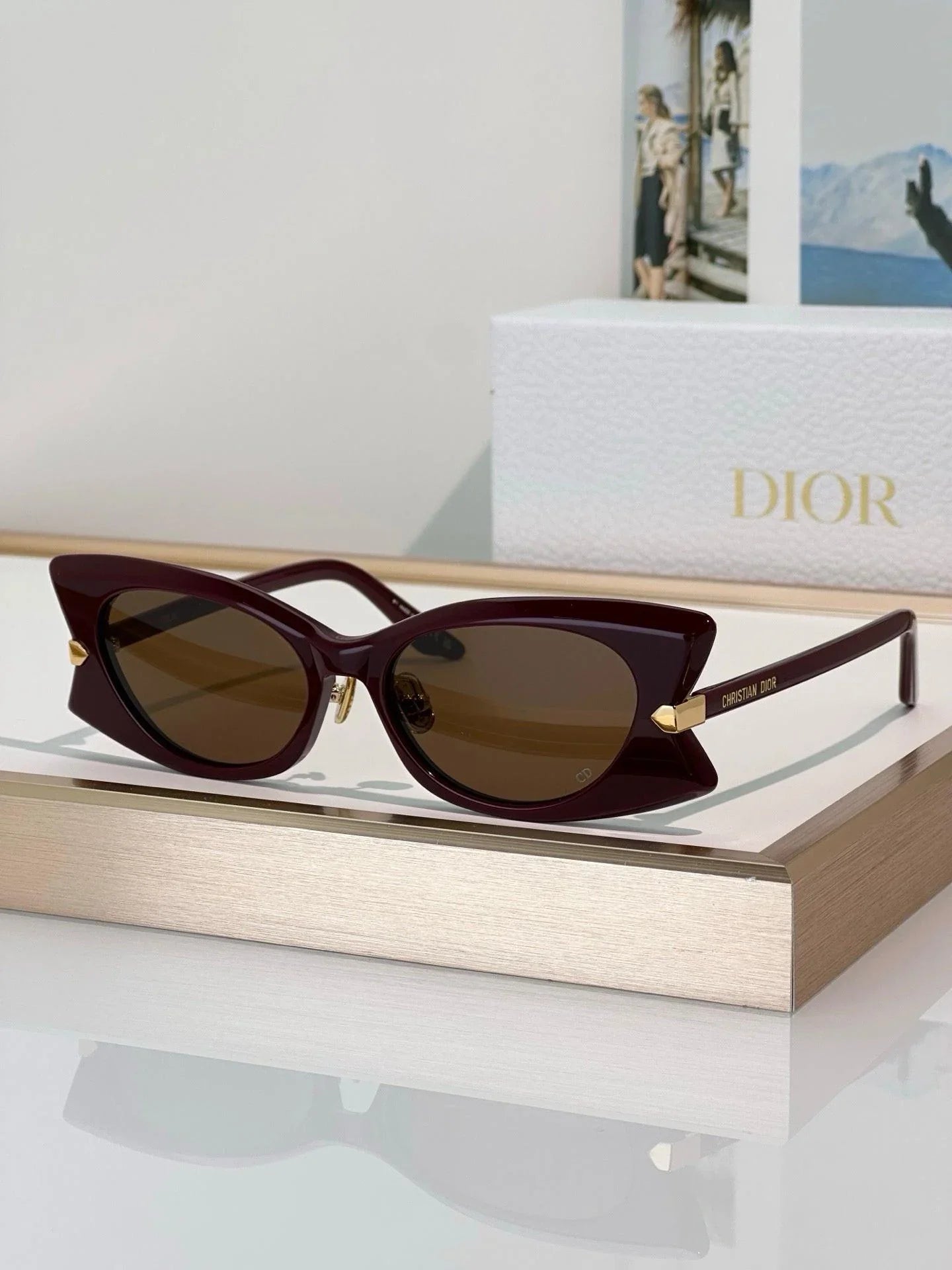 DIOR Dior DiorButterfly S2F Black Rectangular Sunglasses ✨