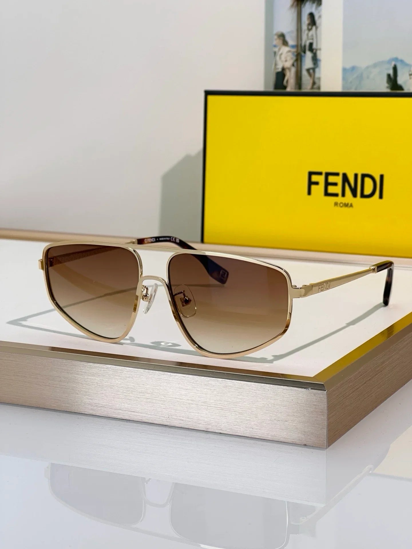 FENDI Travel FE50088U Sunglasses&amp;Eyewear ✨