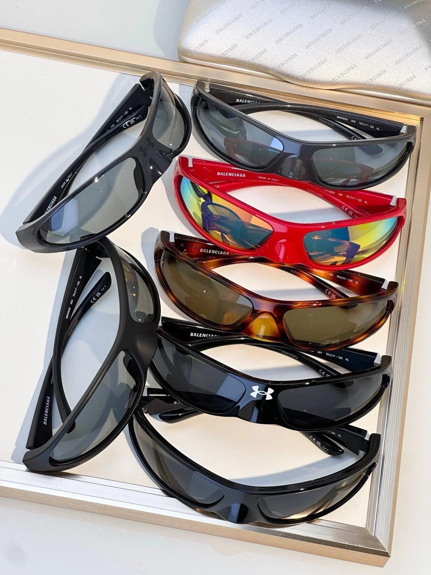 BALENCIAGA   BB0383S-001 - UNISEX PANTOS  Sunglasses🖤